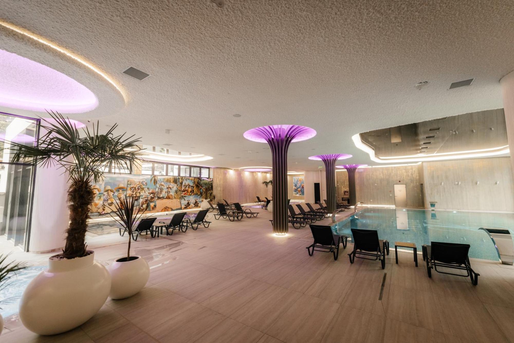 Hotel Ivascu Moisei Exteriör bild